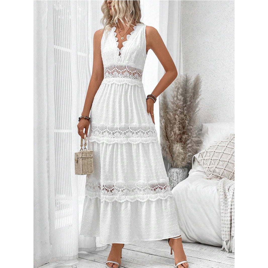 Robe en Dentelle Délicate à Col en V | RAVELUX