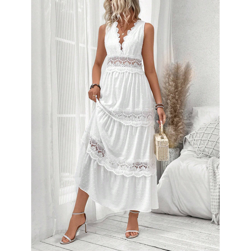 Robe en Dentelle Délicate à Col en V | RAVELUX