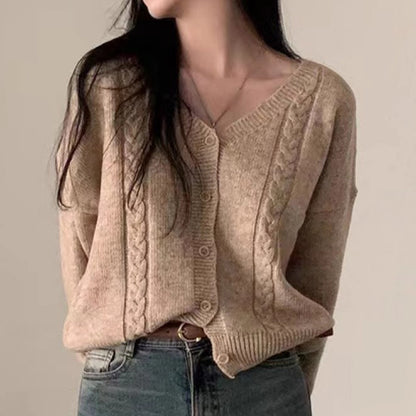 Cardigan Femme à col en V et manches longues – Élégance & Confort | Ravelux